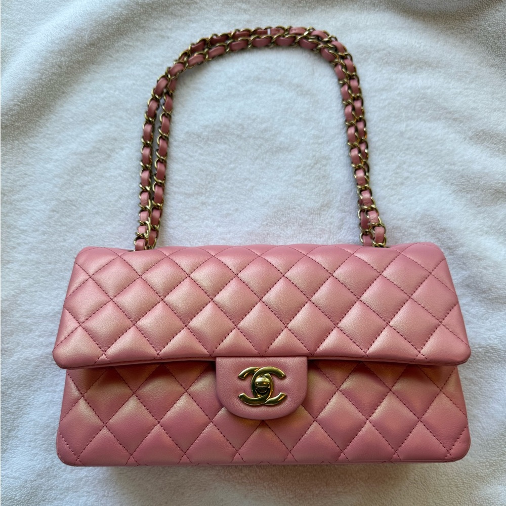 Rare Chanel 23A Pink Iridescent Medium Classic Flap